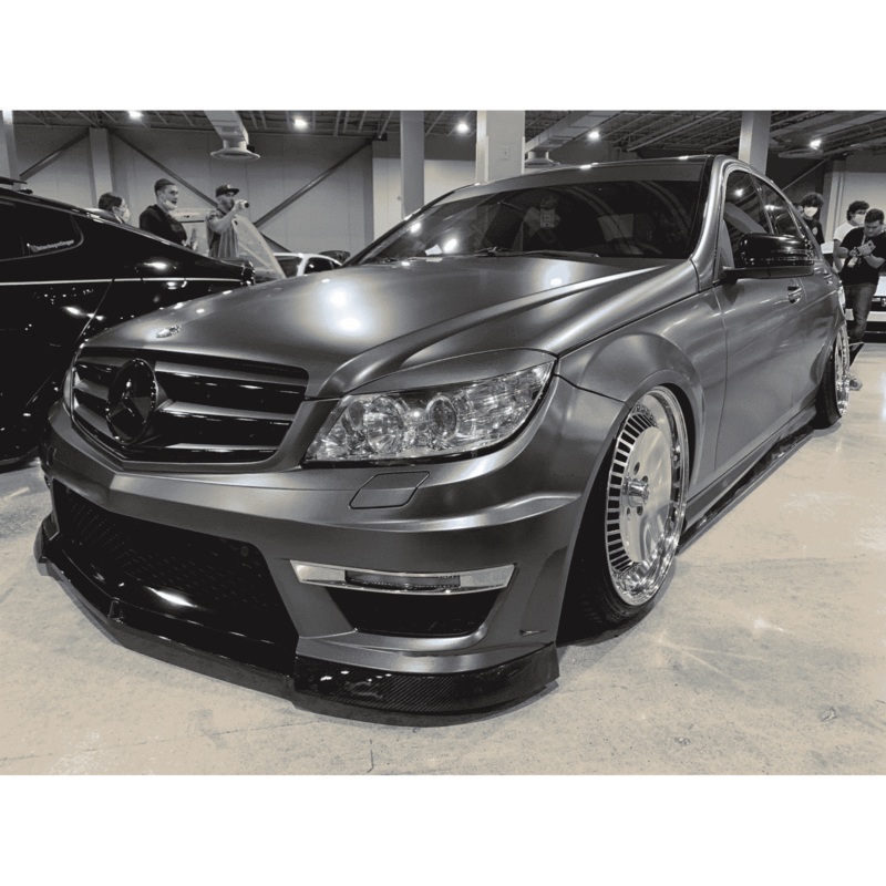 Suvneer W204 Facelift C63 Designed Front Bumper